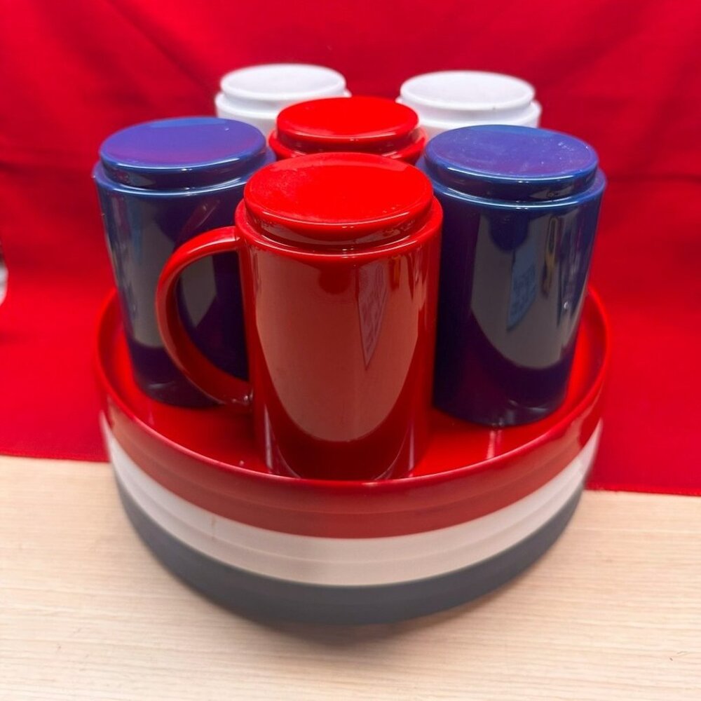 12 Piece Set Red/White/Blue Oblique Melamine 6 9-3/4" Dinner Plates + 6 Mugs NEW